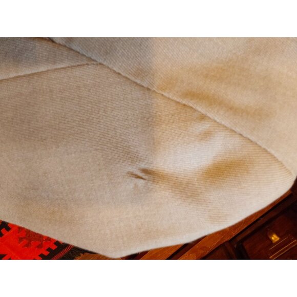 Jones New York Women's Beige Collarless 3 Button Wool Blazer. Size 10 - Picture 7 of 14